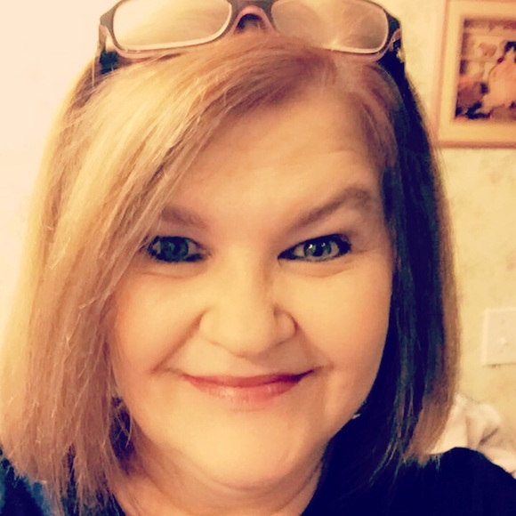 Meet your Posher, Dianne - Picture 3 of 3